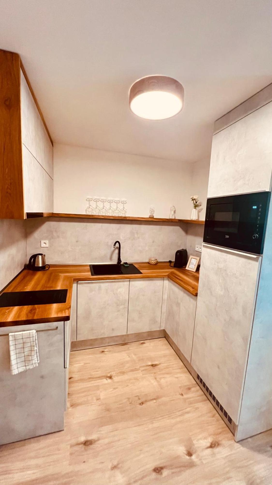 #Apt23 - Apartman 23 - Novohradske Hory Benesov nad Cernou ภายนอก รูปภาพ